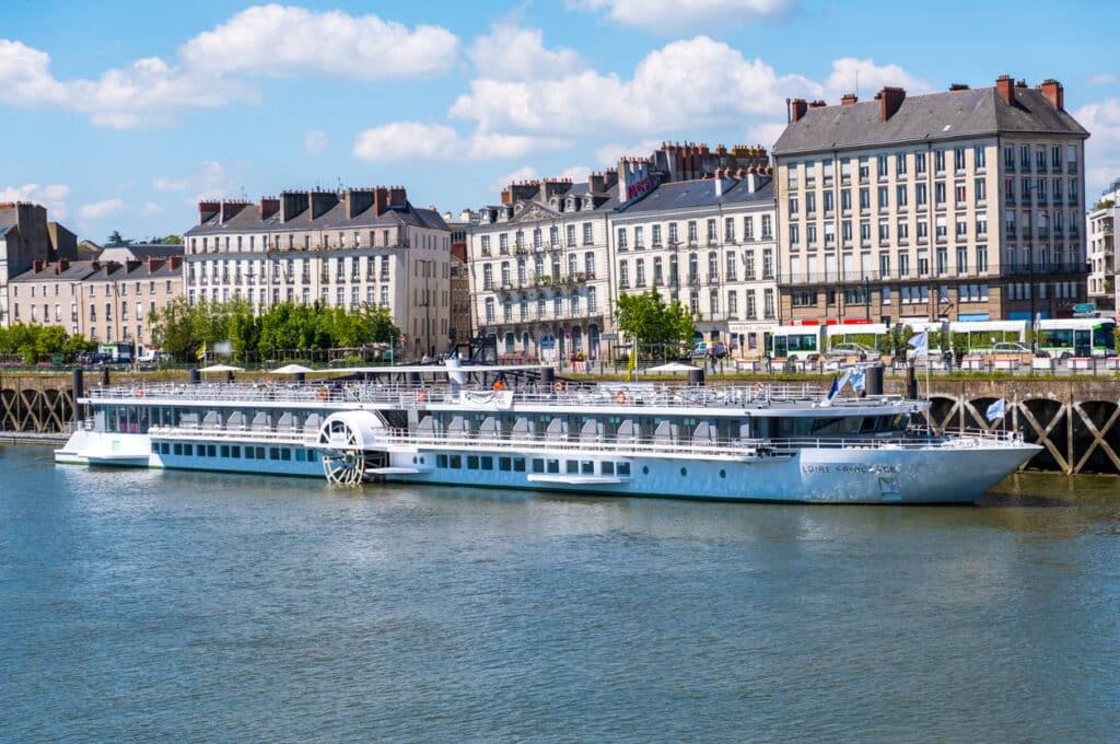 promenades touristiques sur la loire avec Gabare tours angers nantes